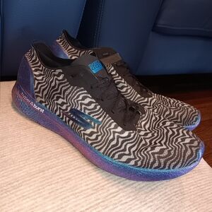 Skechers GoMeb Speed 6 Cloak Hyper Shoe Men's Cloak Hyper Shoe Men's Size 10.5